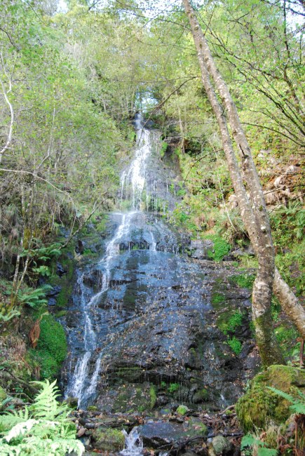 Cascada de Santalla de Abaixo, afluente del ro Louzara