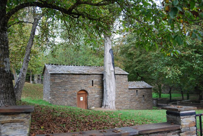 Entrada a la capilla